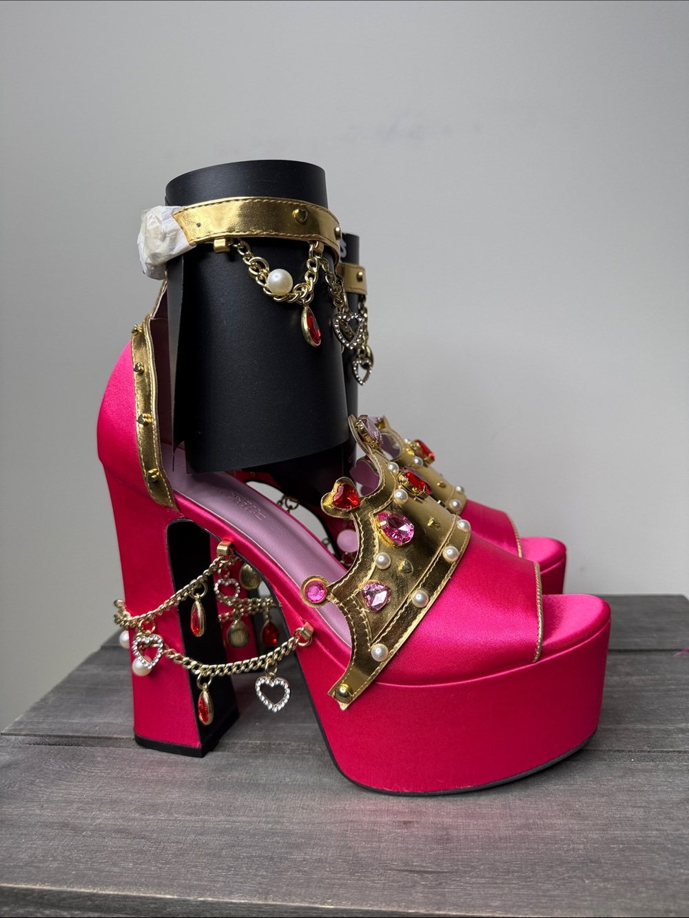 Sugar Thrillz Pink Satin Platform Sandals with Gold Jewel Accents NWOT
